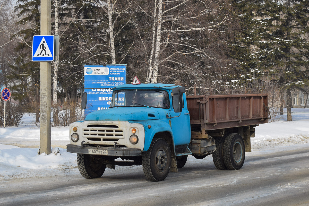 Алтайский край, № Е 607 РТ 22 — ЗИЛ-431410