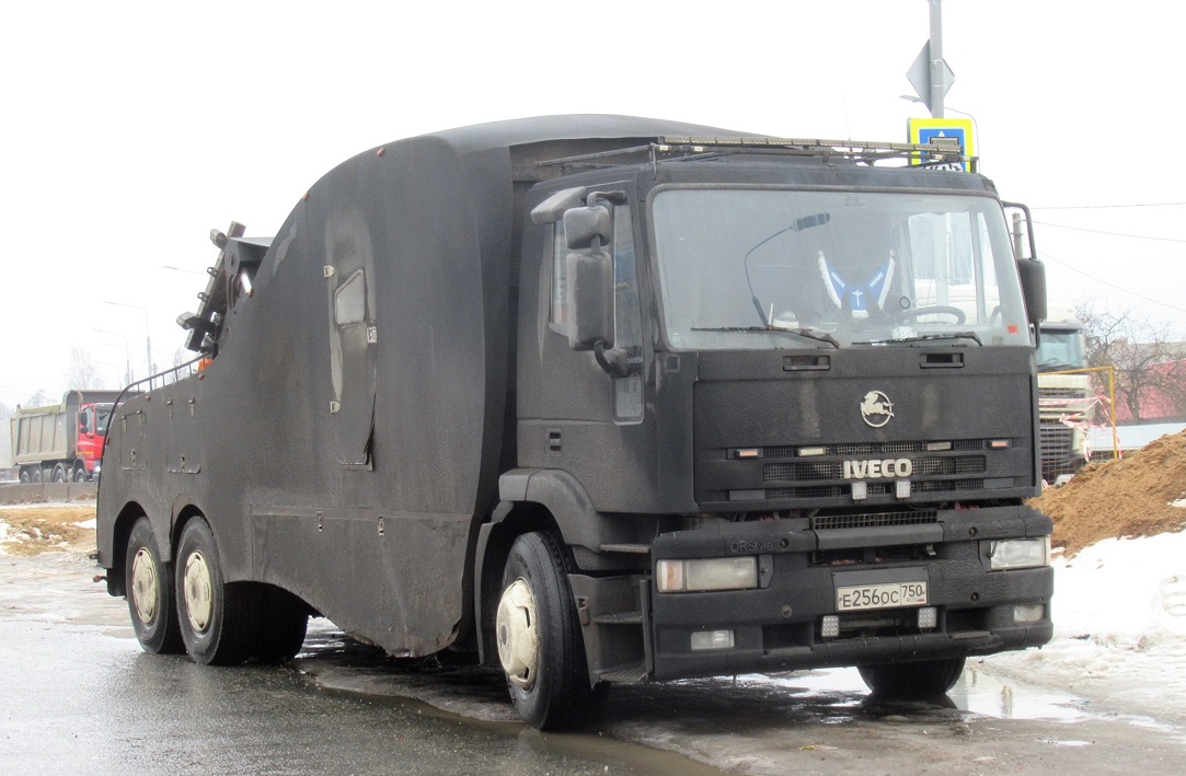 Московская область, № Е 256 ОС 750 — IVECO TurboTech