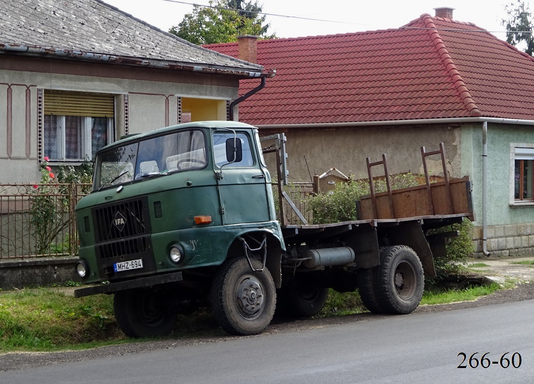 Венгрия, № MHZ-694 — IFA W50LA (общая модель)