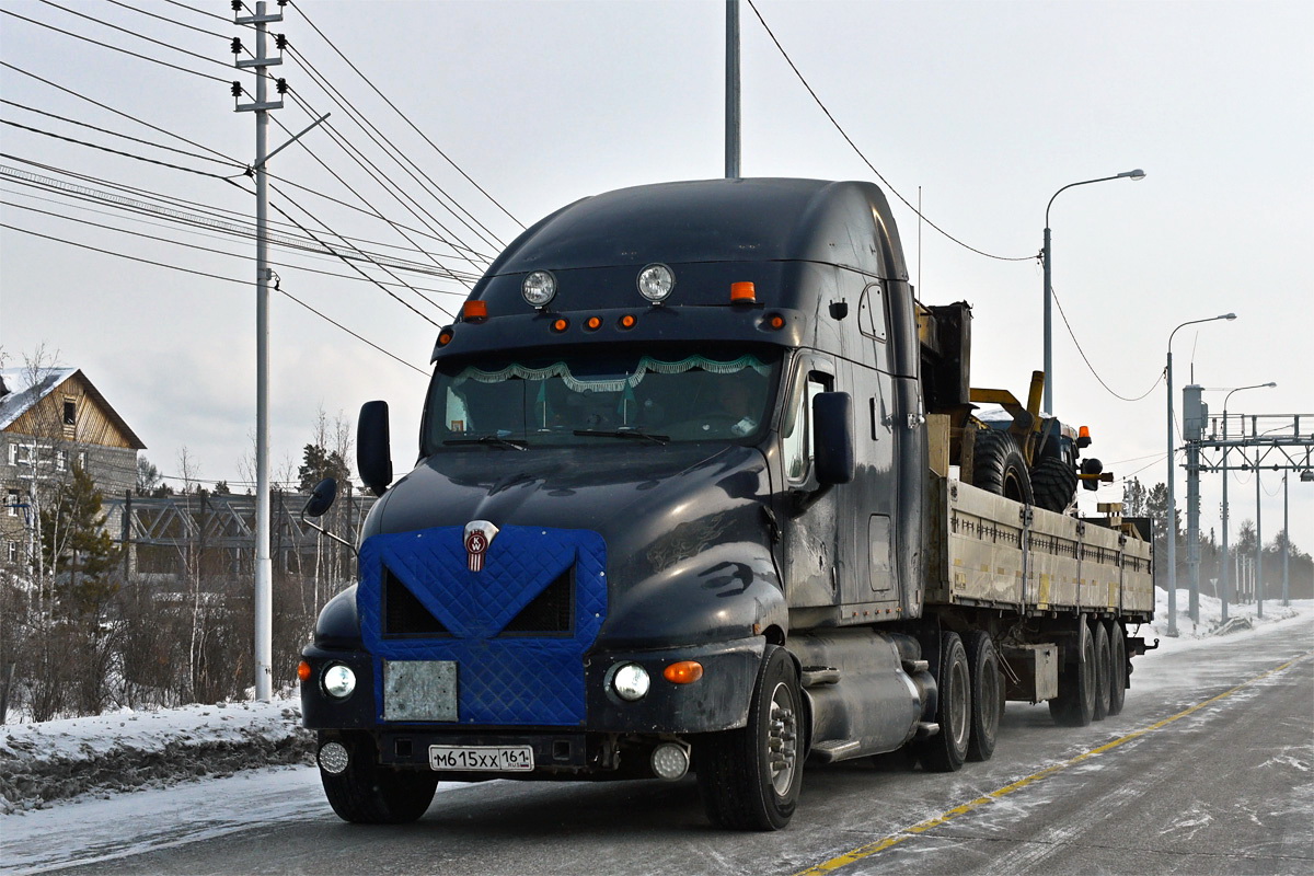 Ростовская область, № М 615 ХХ 161 — Kenworth T2000