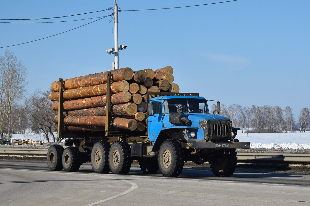 Алтайский край, № А 705 ХЕ 89 — Урал-4320 (общая модель)