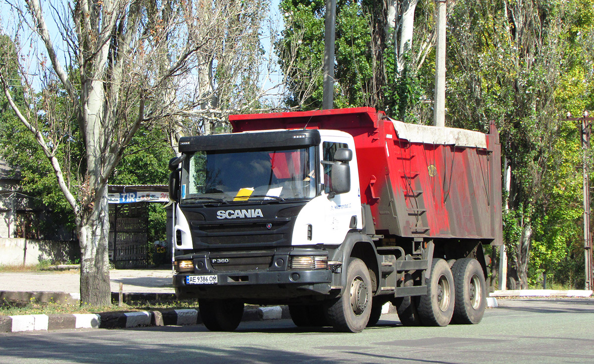 Днепропетровская область, № 4 — Scania ('2011) P360