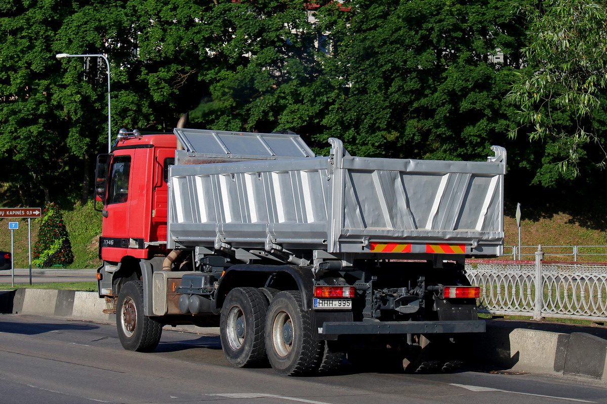 Литва, № HHH 995 — Mercedes-Benz Actros ('1997)