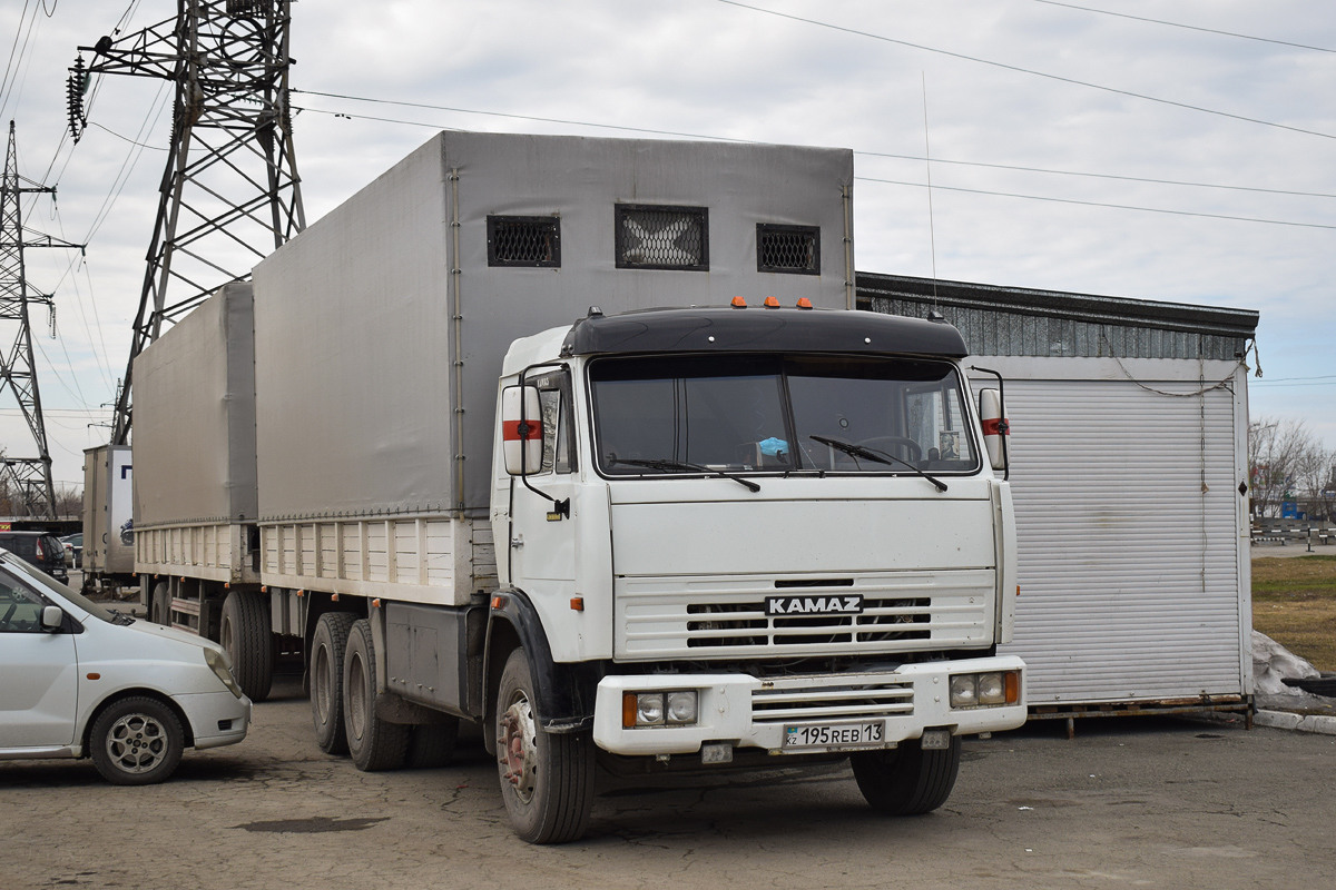 Туркестанская область, № 195 REB 13 — КамАЗ-53202