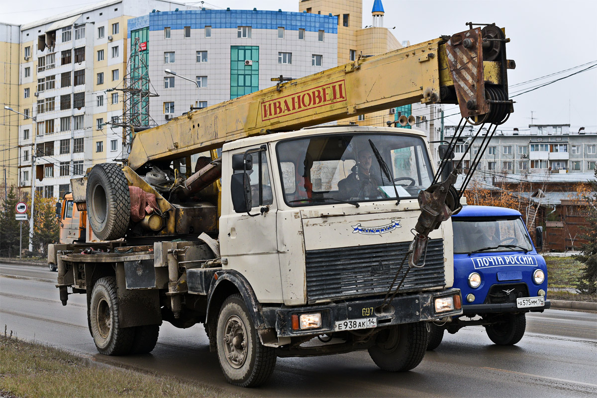 Саха (Якутия), № Е 938 АК 14 — МАЗ-5337 (общая модель)