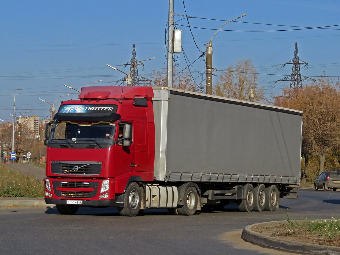 Кировская область, № Р 555 КЕ 43 — Volvo ('2008) FH-Series