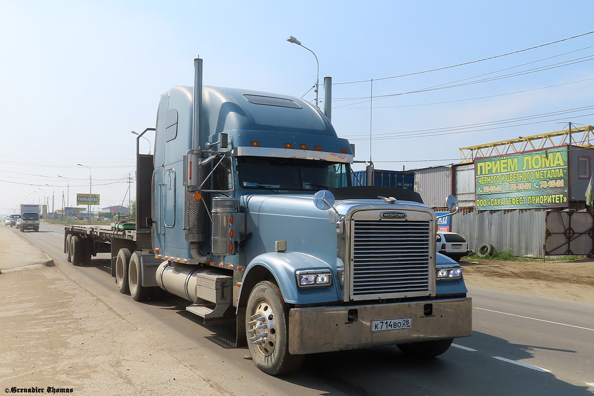 Амурская область, № К 714 ВО 28 — Freightliner FLD 132 Classic XL