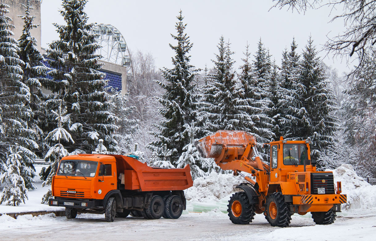 Башкортостан, № C 779 EО 02 — КамАЗ-55111 [551110]; Башкортостан, № 2524 МТ 02 — Амкодор-342С4