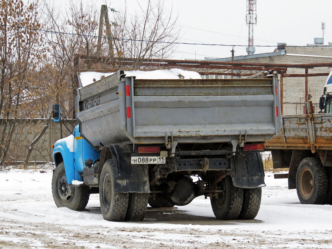 Кировская область, № Н 088 РР 11 — ЗИЛ-495710