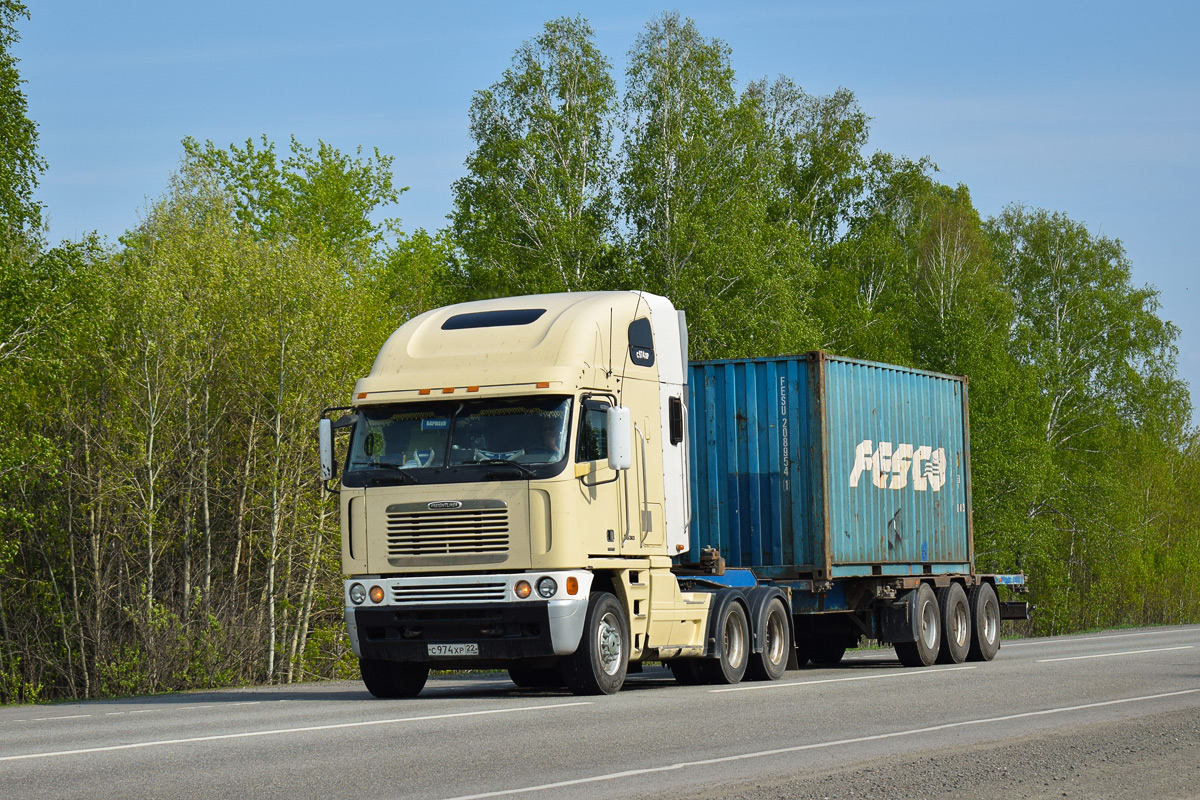 Алтайский край, № С 974 ХР 22 — Freightliner Argosy