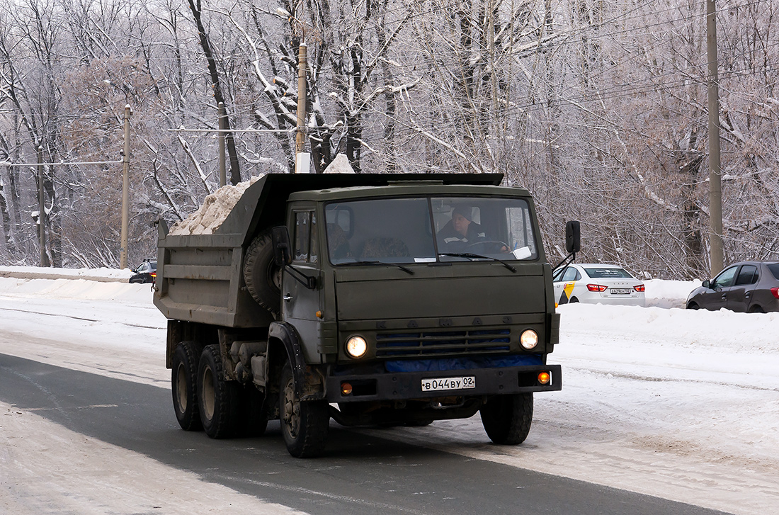 Башкортостан, № В 044 ВУ 02 — КамАЗ-55111 [551110]