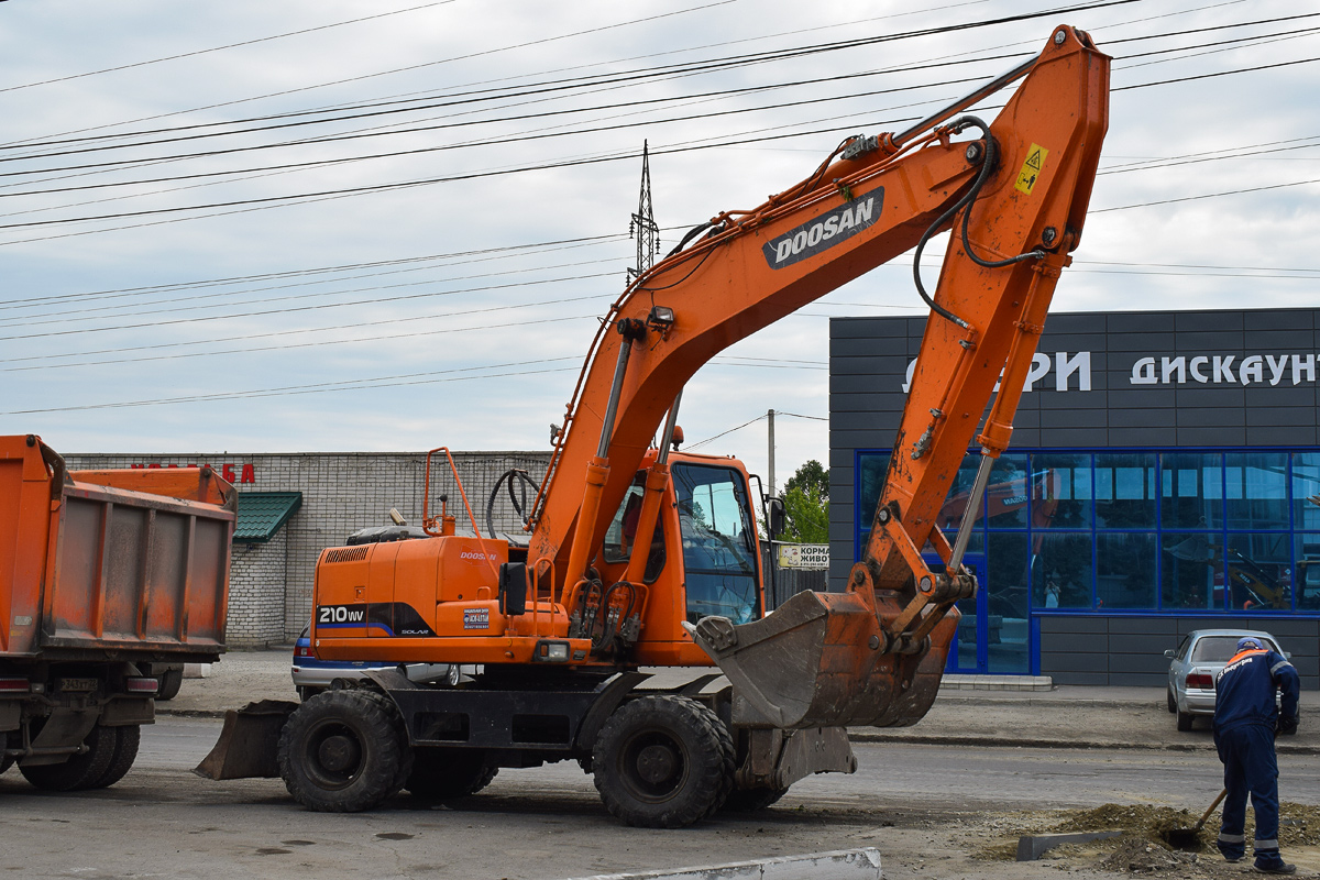 Алтайский край, № 6677 ЕА 22 — Doosan DX210W