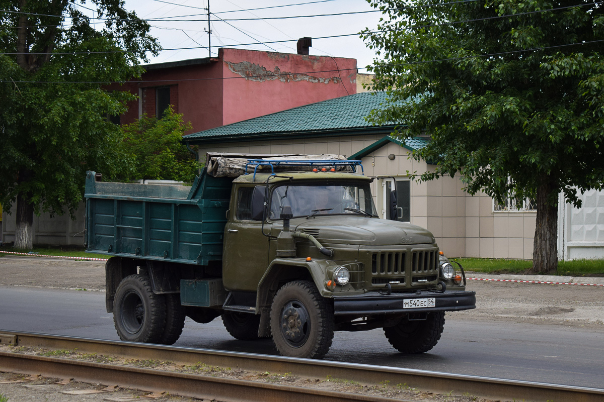 Алтайский край, № М 540 ЕС 54 — ЗИЛ-495810