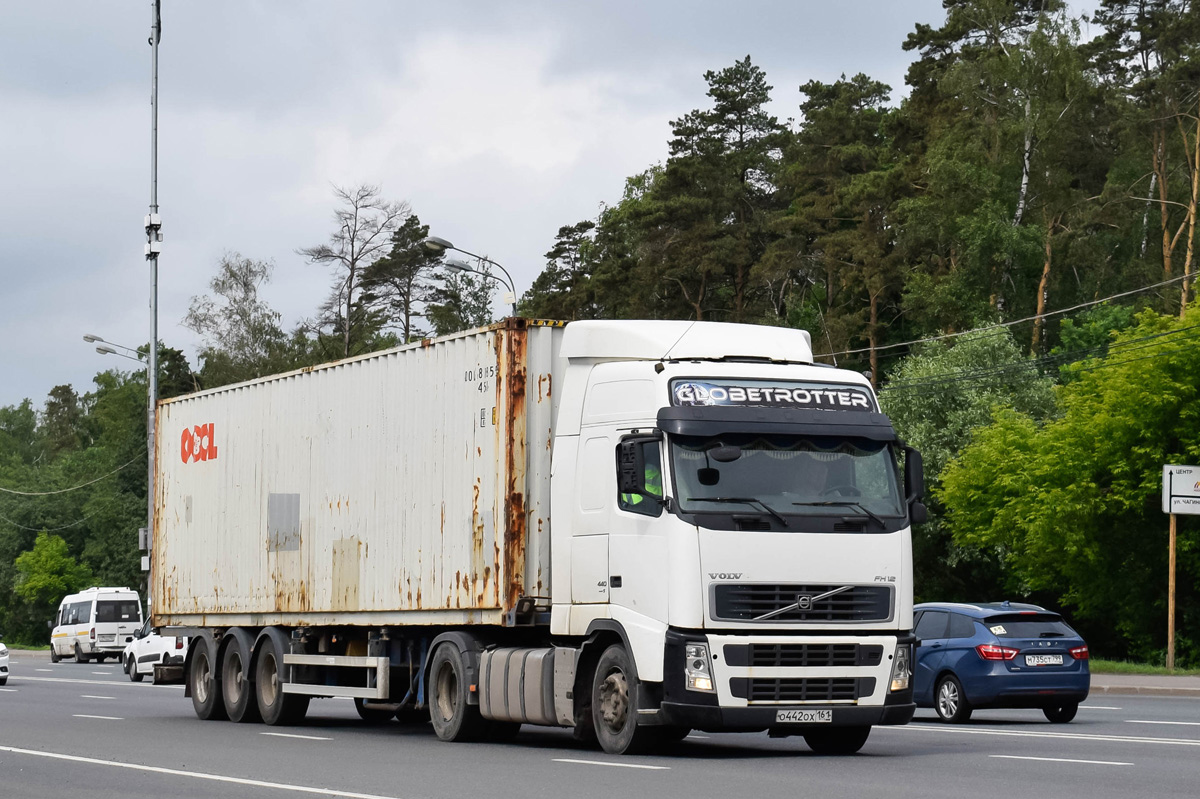 Ростовская область, № О 442 ОХ 161 — Volvo ('2002) FH12.440