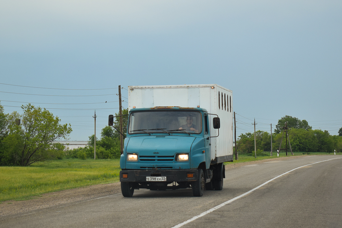 Алтайский край, № Е 398 ХН 22 — ЗИЛ-5301B2 "Бычок"