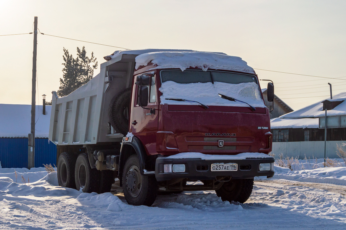 Свердловская область, № О 257 АЕ 196 — КамАЗ-65115-02 [65115C]