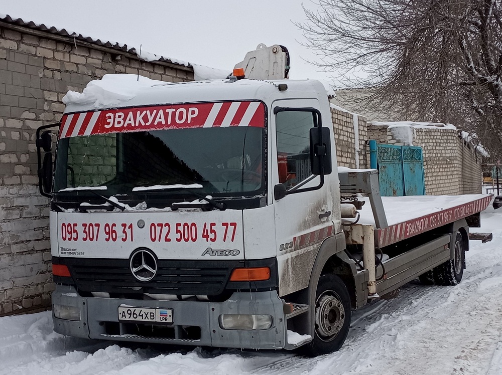 Луганская область, № А 964 ХВ — Mercedes-Benz Atego 823