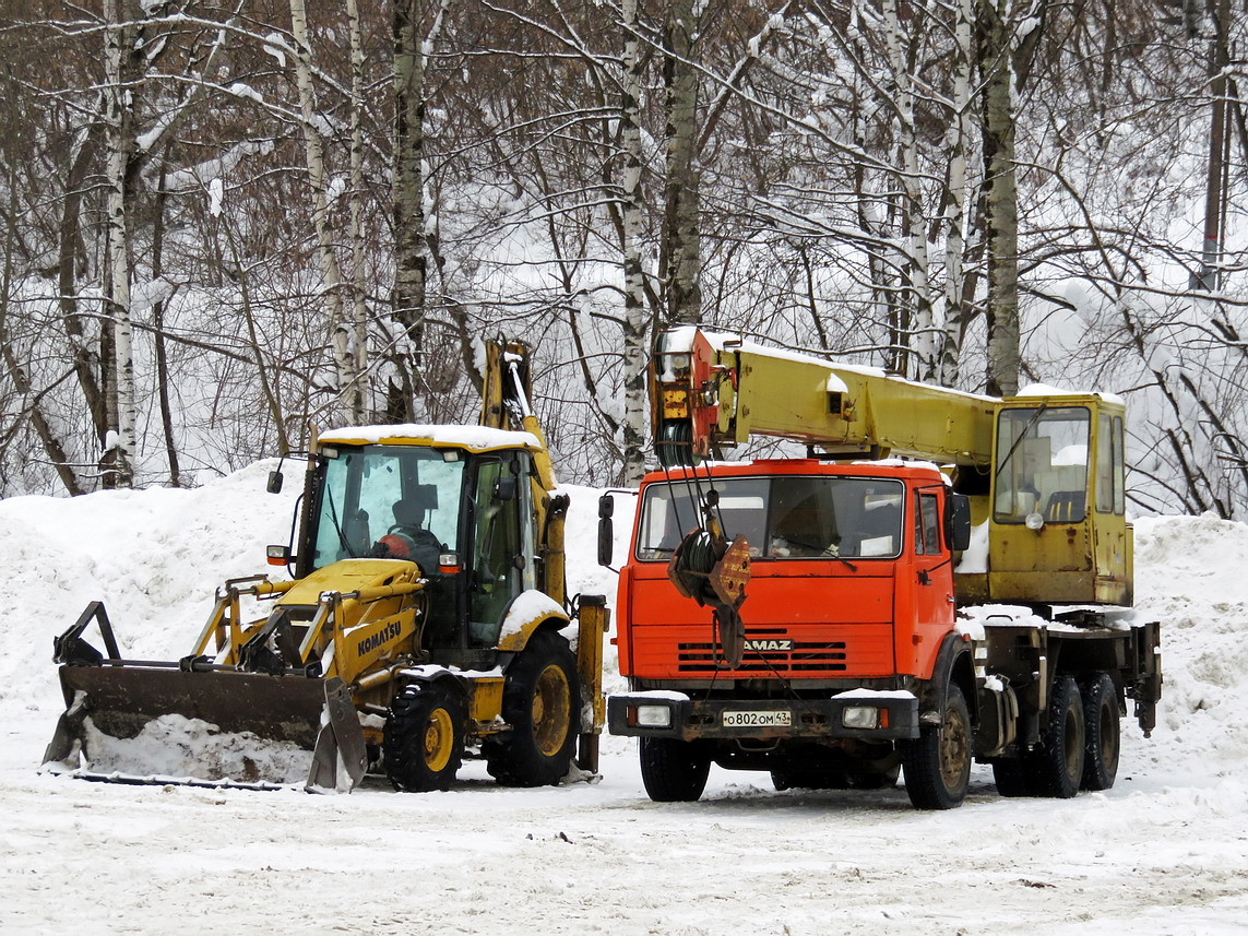 Кировская область, № (43) Б/Н СТ 0031 — Komatsu (общая модель); Кировская область, № О 802 ОМ 43 — КамАЗ-55111-15 [55111R]