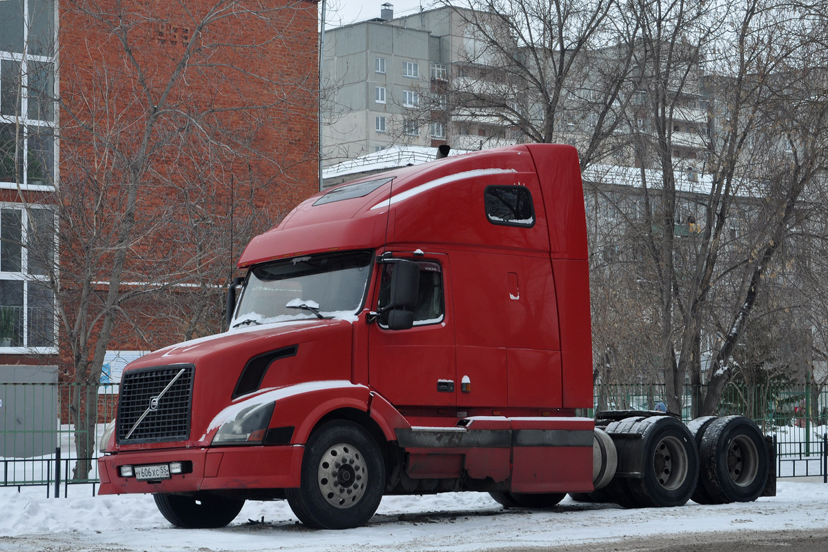 Омская область, № У 606 ХС 55 — Volvo VNL670