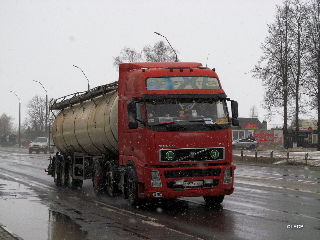 Смоленская область, № С 157 ТО 67 — Volvo ('2002) FH12.440