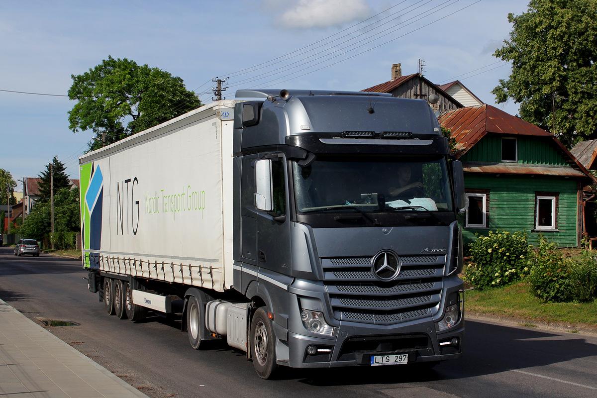 Литва, № LTS 297 — Mercedes-Benz Actros ('2011) 1845