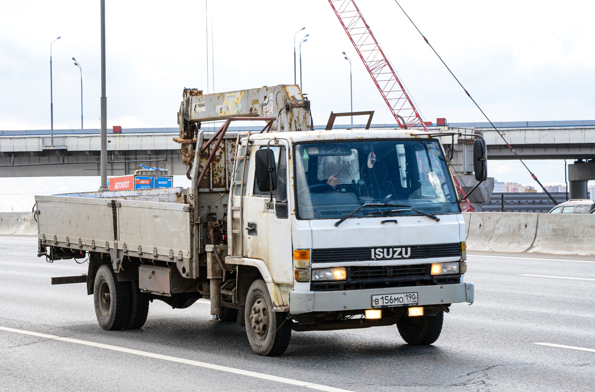 Московская область, № В 156 МО 190 — Isuzu Forward (общая модель)