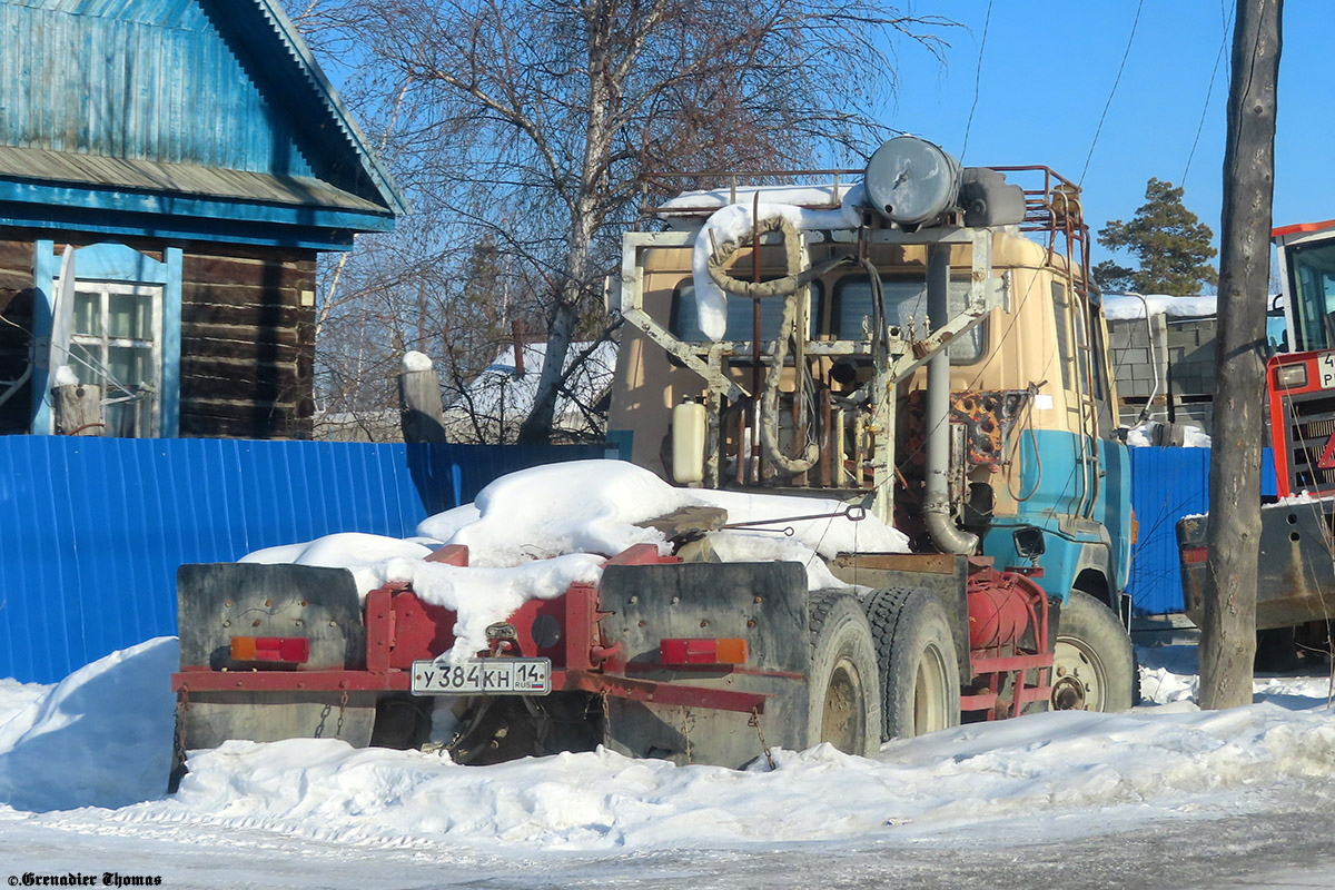 Саха (Якутия), № У 384 КН 14 — Hino (общая модель)