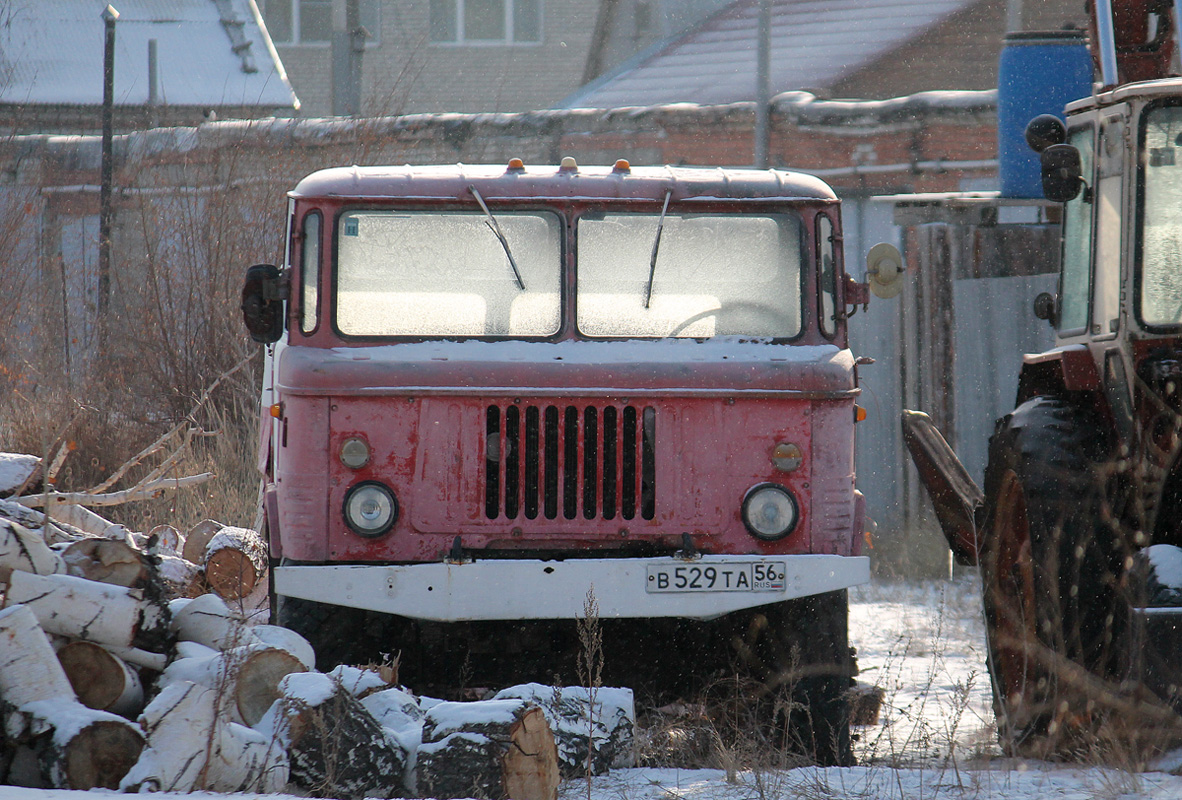 Оренбургская область, № В 529 ТА 56 — ГАЗ-66-11