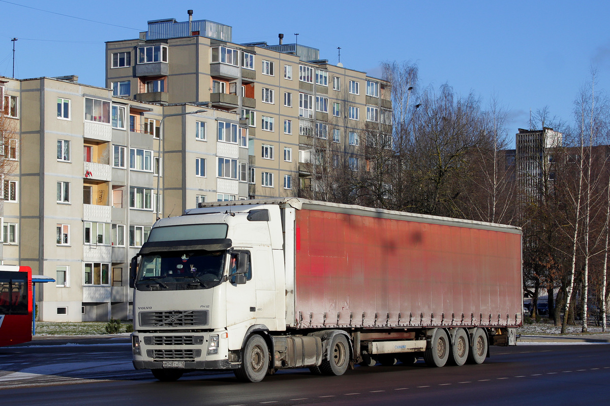 Калининградская область, № М 348 ТН 39 — Volvo ('2002) FH12.460