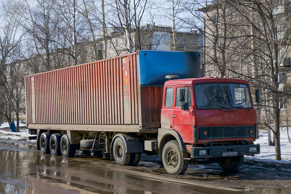 Архангельская область, № С 522 ОЕ 29 — МАЗ-54322