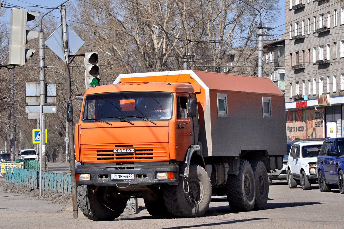 Алтайский край, № С 205 УМ 22 — КамАЗ-43118-15 [43118R]