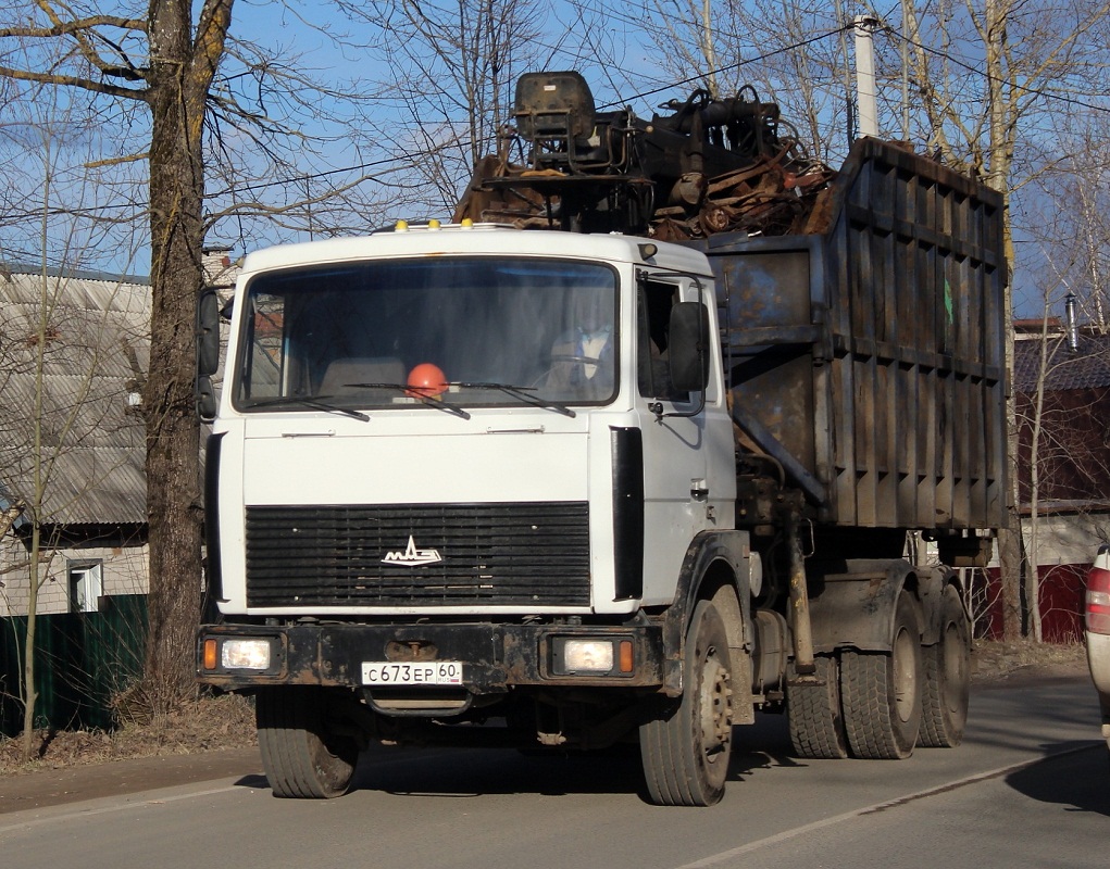 Псковская область, № С 673 ЕР 60 — МАЗ-6303A8