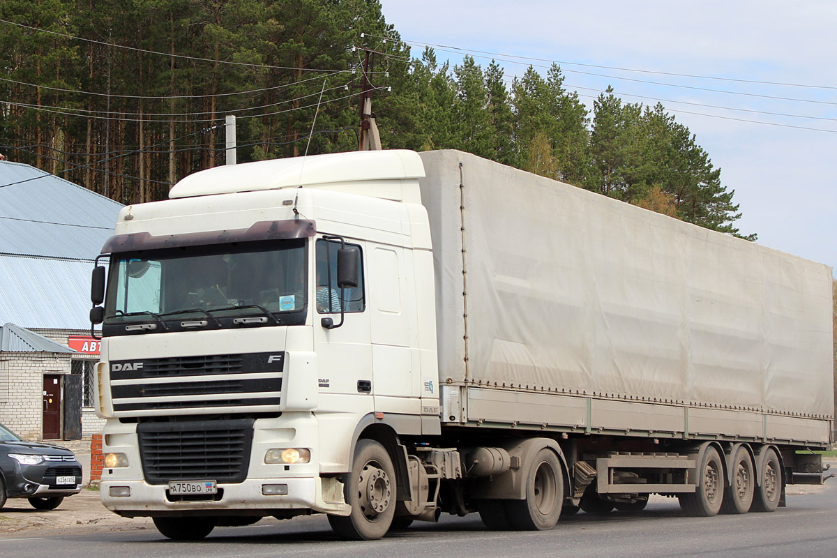 Луганская область, № А 750 ВО — DAF XF95 FT