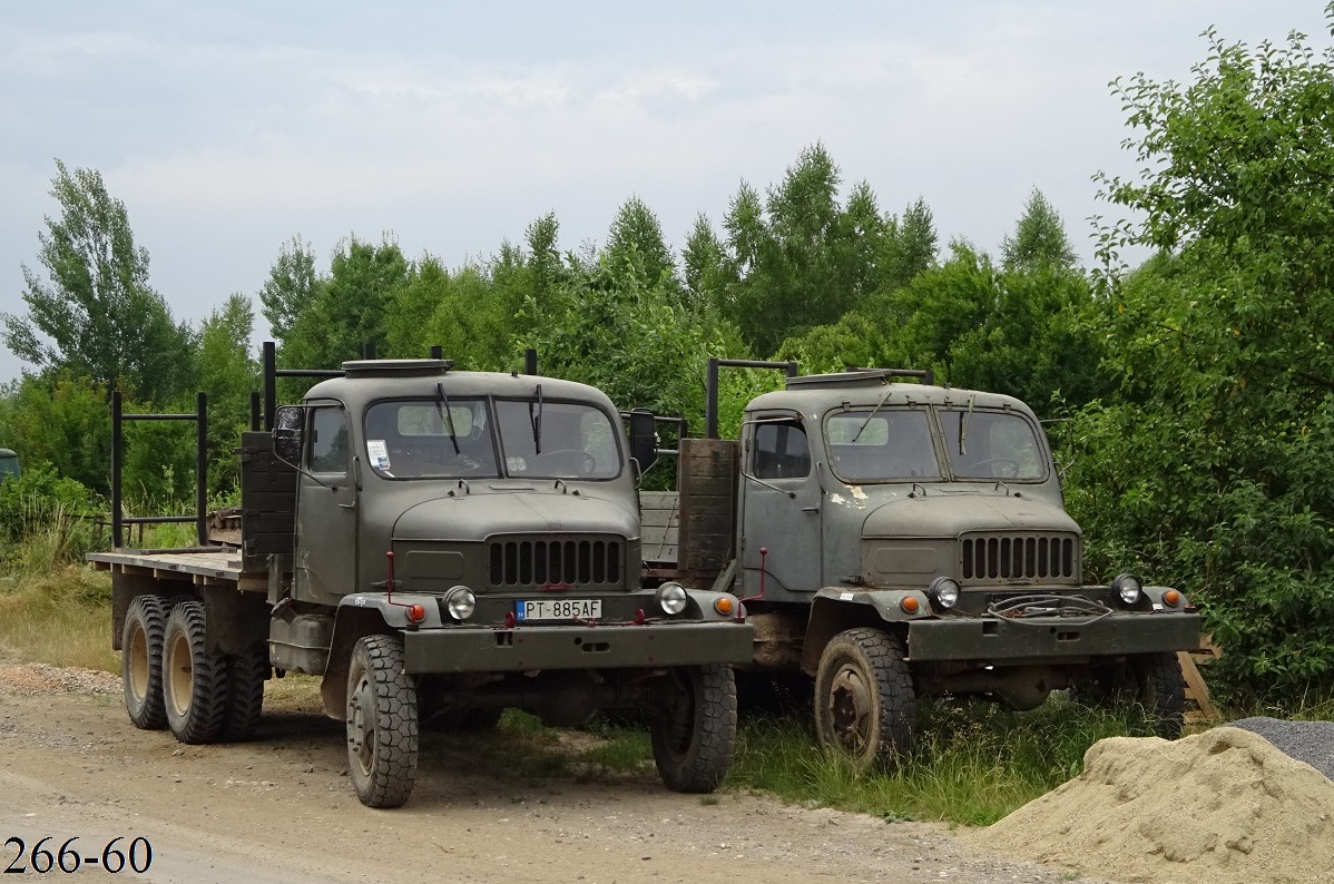 Словакия, № PT-885AF — Praga V3S