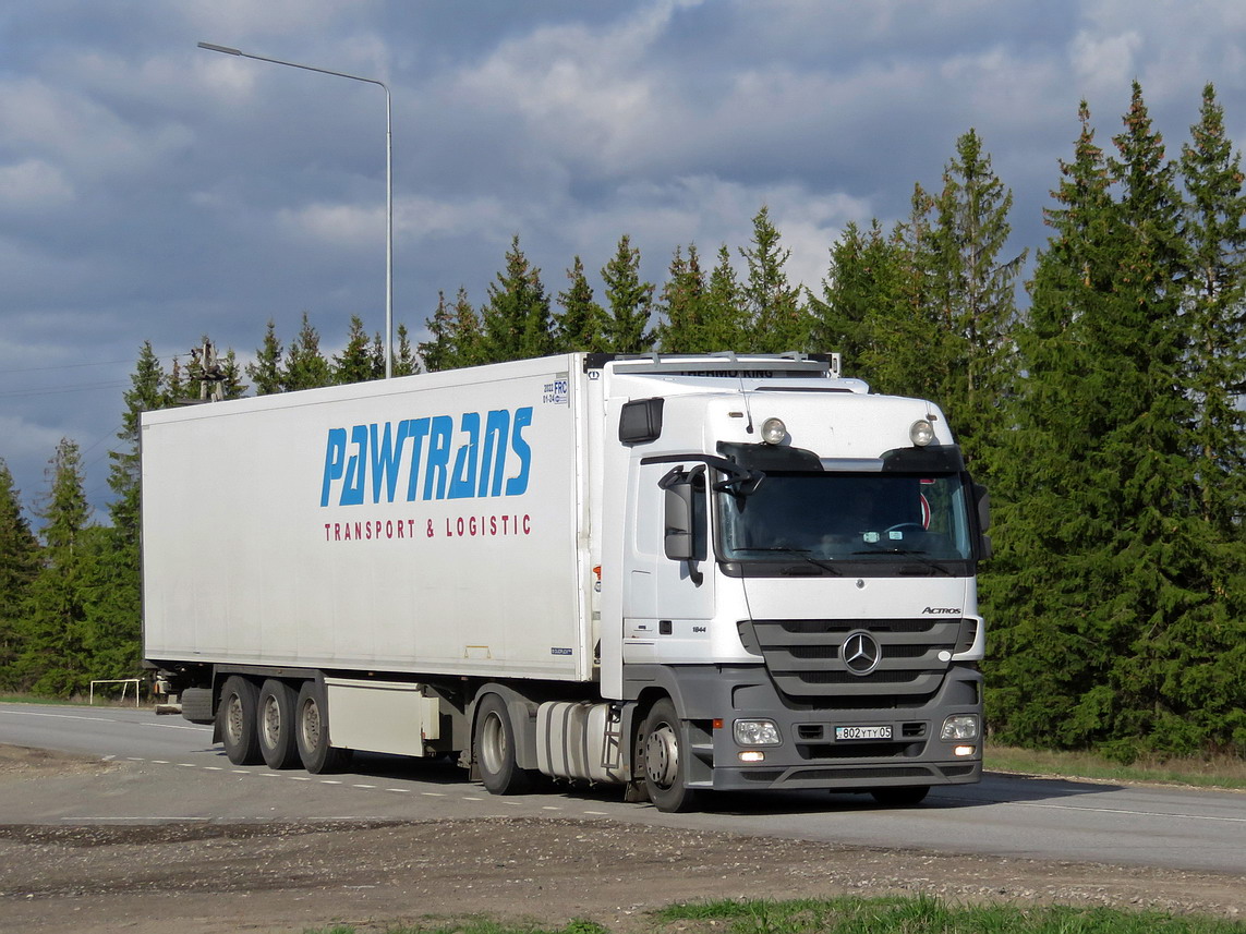 Алматинская область, № 802 YTY 05 — Mercedes-Benz Actros ('2009) 1844