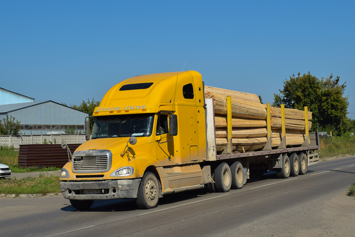 Алтайский край, № А 789 УК 122 — Freightliner Columbia