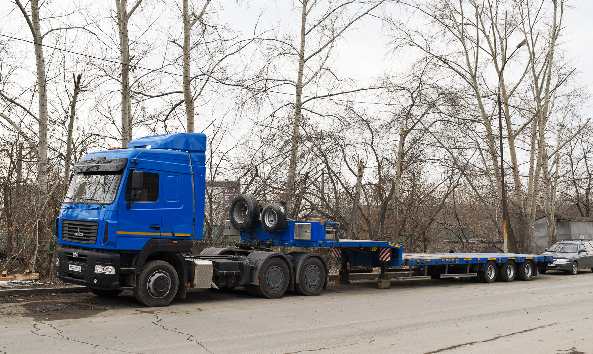 Свердловская область, № Р 128 АЕ 196 — МАЗ-6430E8