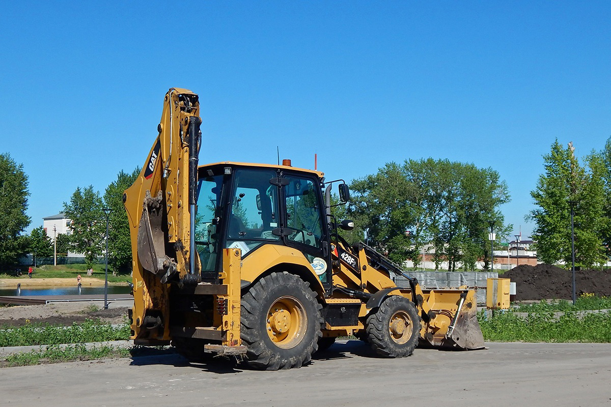 Белгородская область, № 9170 ЕС 31 — Caterpillar 428