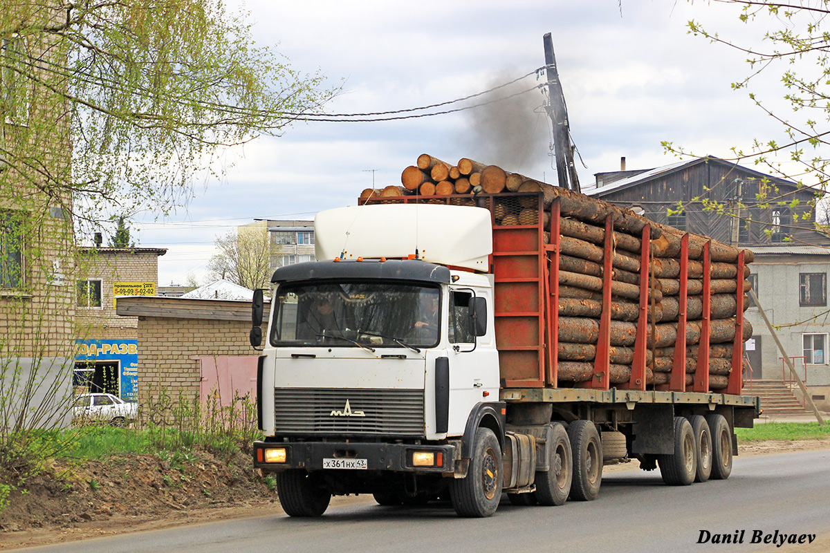 Кировская область, № Х 361 НХ 43 — МАЗ-6422A5