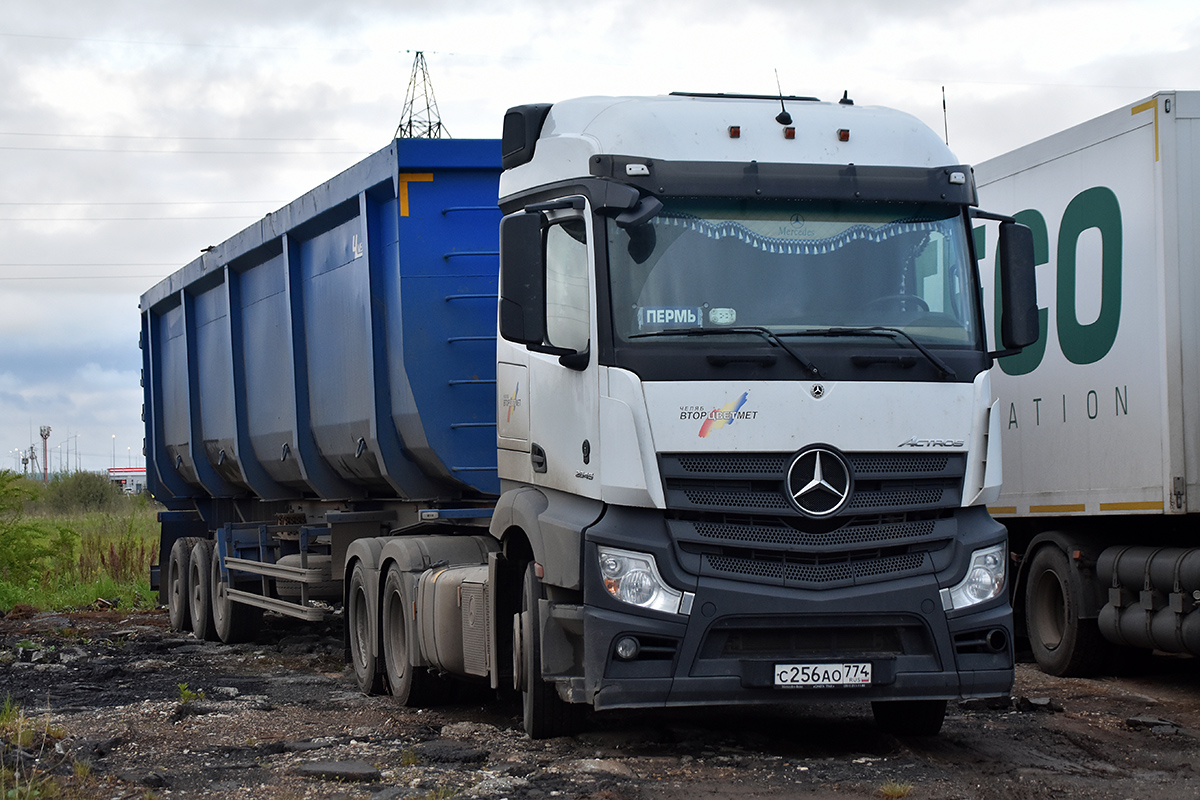 Челябинская область, № С 256 АО 774 — Mercedes-Benz Actros '18 2645 [Z9M]