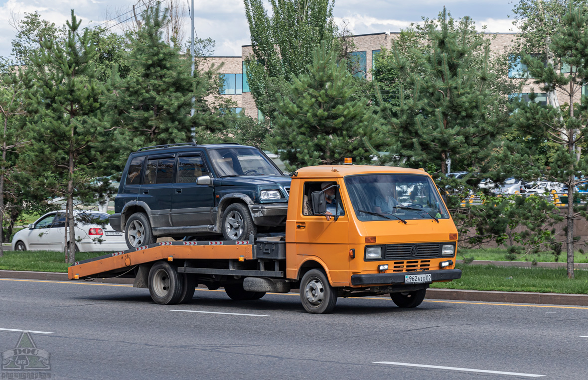 Алматы, № 962 AIX 02 — Volkswagen LT55