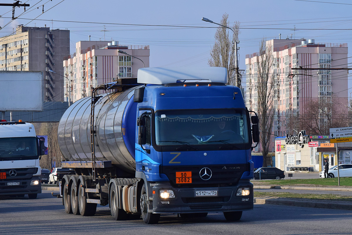 Волгоградская область, № Е 512 ТН 134 — Mercedes-Benz Actros ('2003) 1841