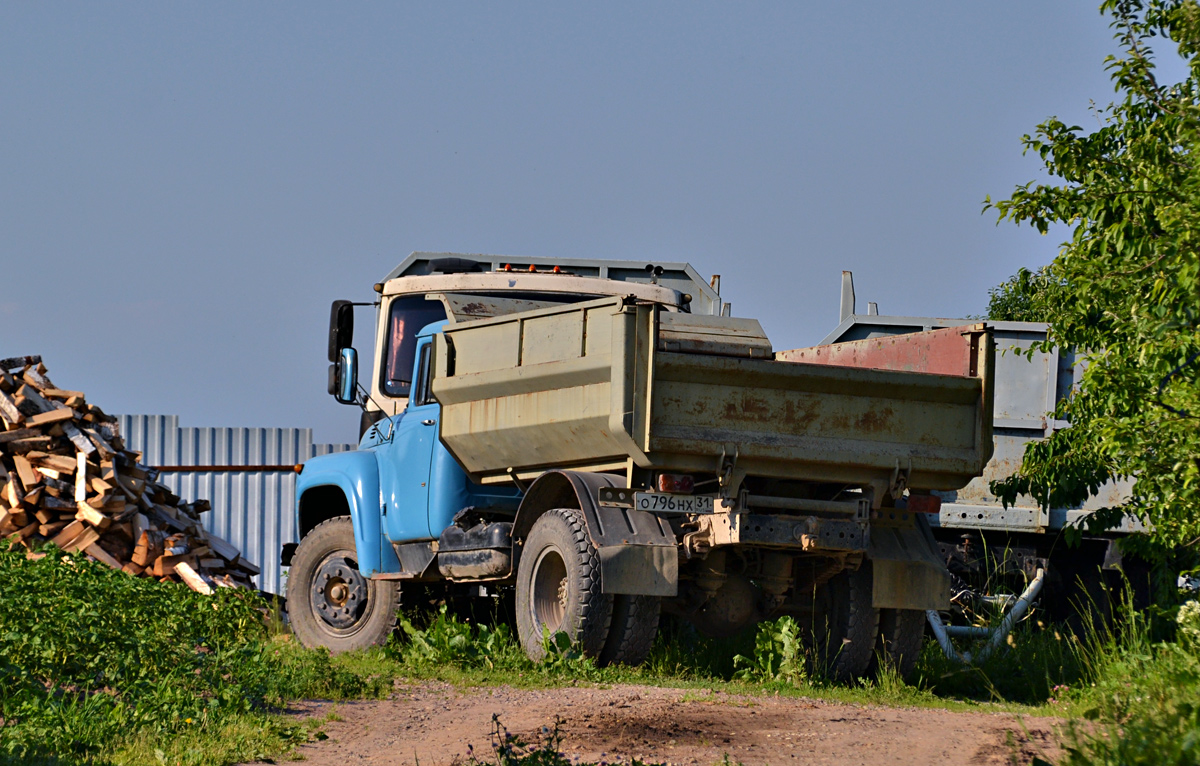 Калужская область, № О 796 НХ 31 — ЗИЛ-495710