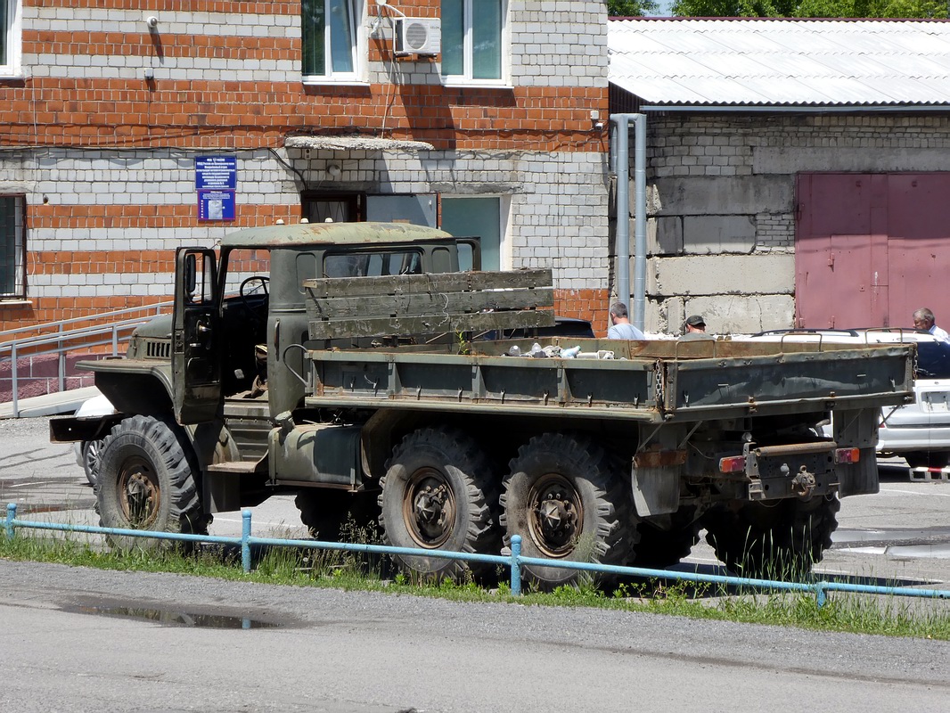 Приморский край, № (25) Б/Н 0046 — Урал-375Д; Приморский край — Автомобили без номеров