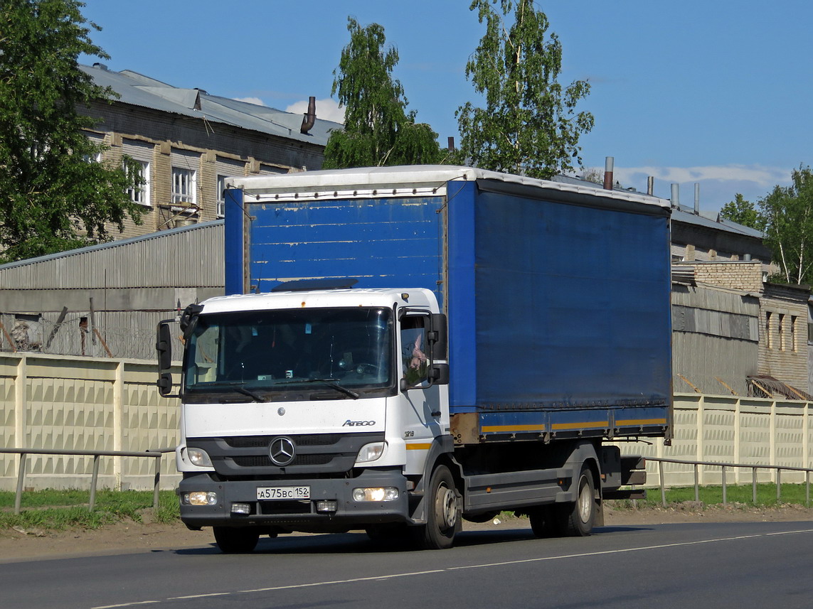 Нижегородская область, № А 575 ВС 152 — Mercedes-Benz Atego (общ.м)