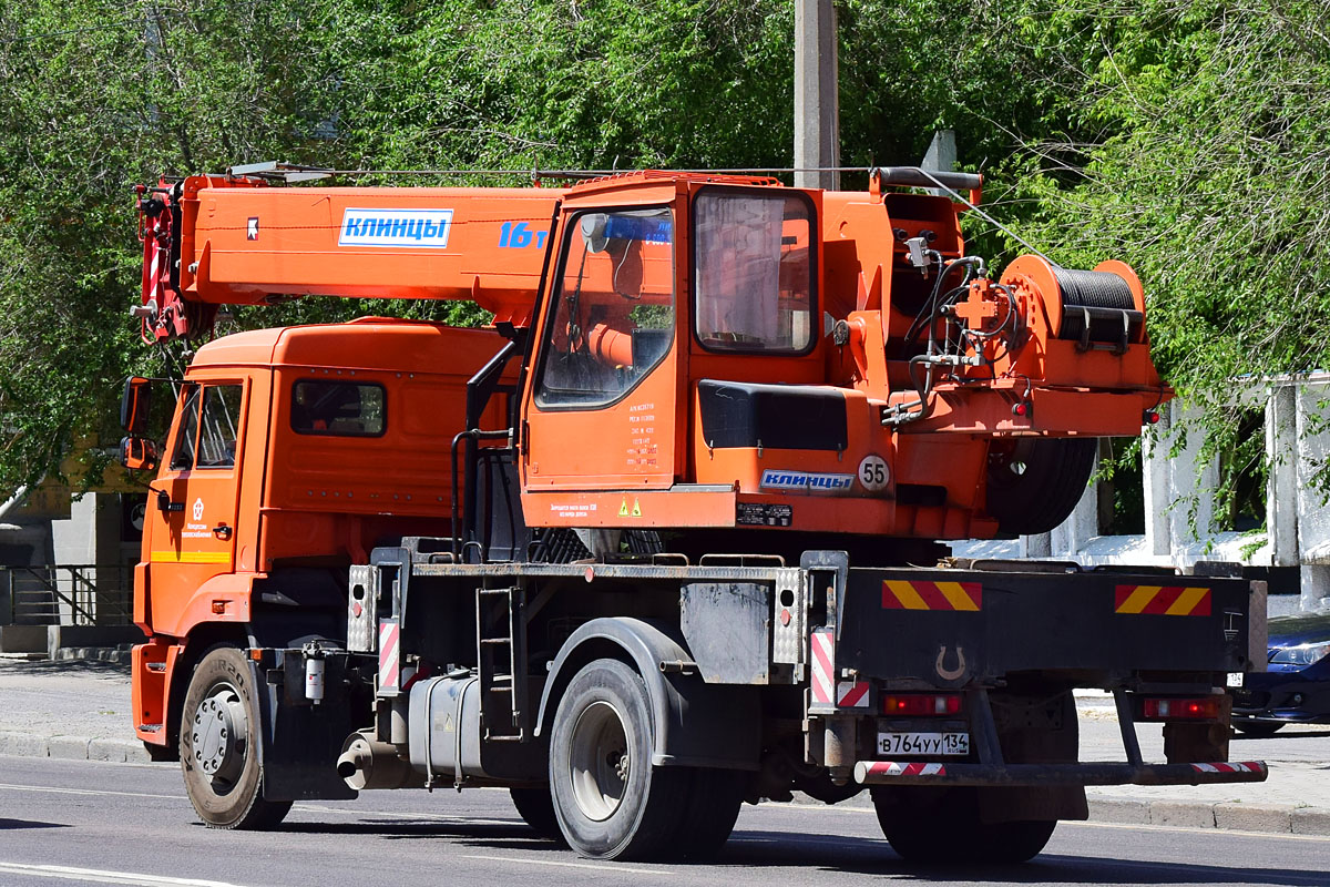 Волгоградская область, № В 764 УУ 134 — КамАЗ-43253-R4