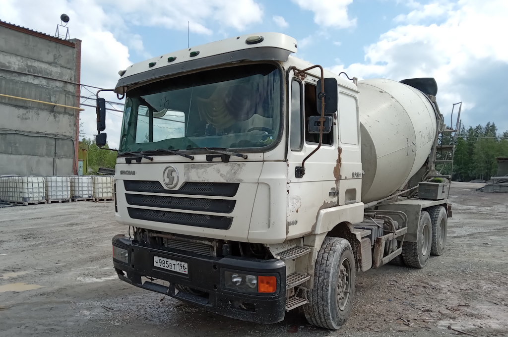 Свердловская область, № Н 985 ВТ 196 — Shaanxi Shacman F3000 SX525x