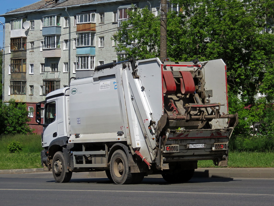 Кировская область, № О 140 РР 43 — Mercedes-Benz Arocs 2033 [Z9M]