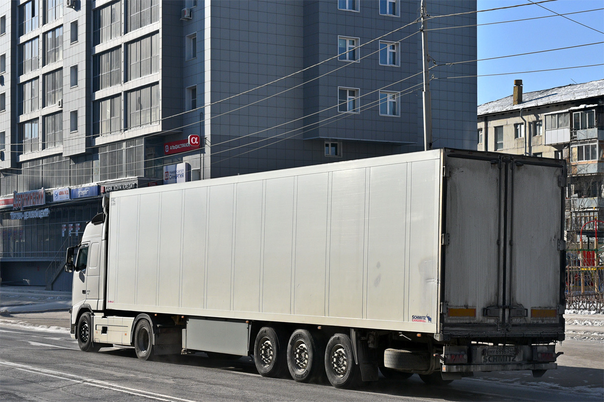 Красноярский край, № МУ 6996 24 — Schmitz Cargobull (общая модель)