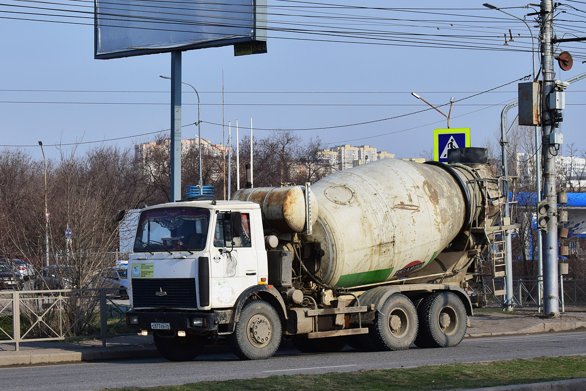 Волгоградская область, № С 877 ЕВ 34 — МАЗ-5516A5